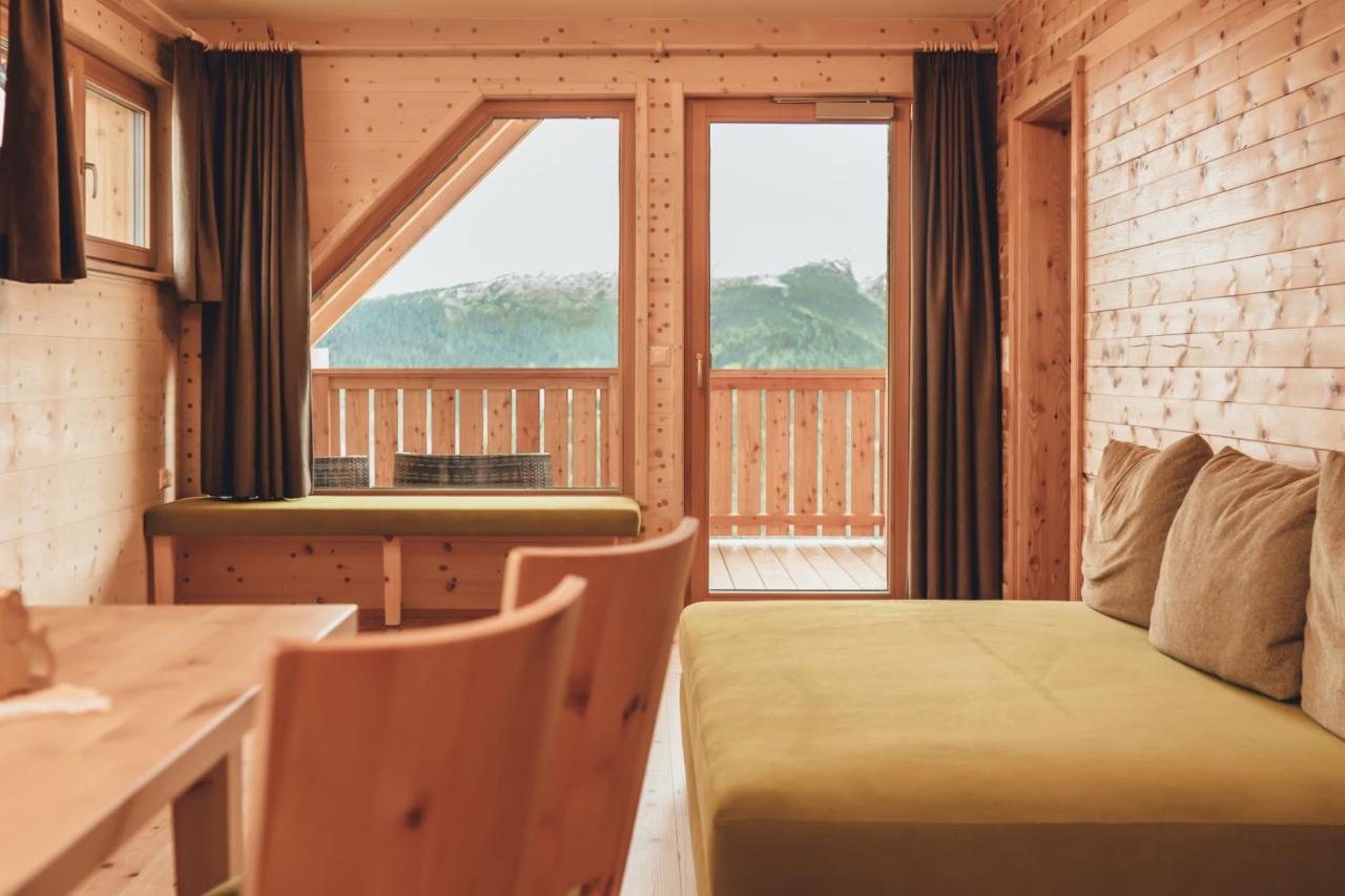 Hiasl Zirbenhuette Hotel Hochrindl Exterior photo