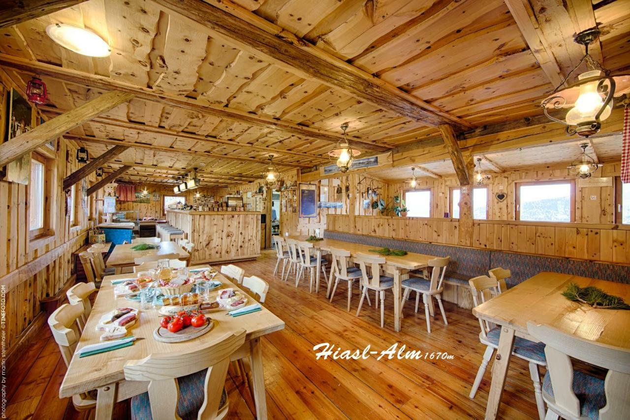 Hiasl Zirbenhuette Hotel Hochrindl Exterior photo